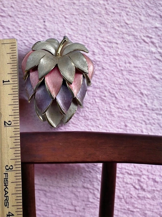 Pink and lilac vintage strawberry pin brooch - image 6