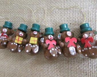 Vintage Christmas Ornament - set of 6 little painted wooden bears - Perfect for the Holidays on your Christmas Tree