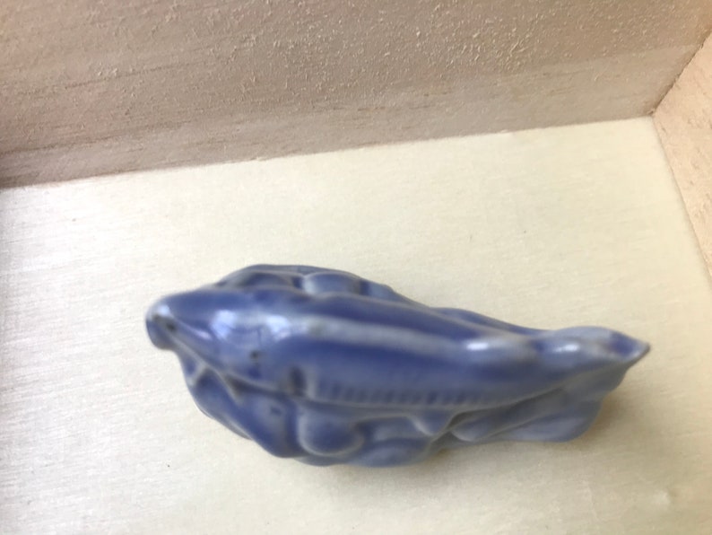 Signed Wade England glazed porcelain figurine - blue DOLPHIN - Wade Whimsies, Red Rose Tea, dollhouse Miniatures image 7