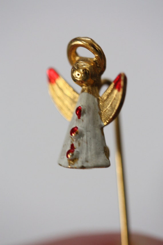 Tiny little angel vintage enamel stick pin - Chris