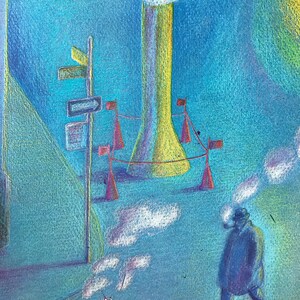 K&ouml;nnte beinhalten: Eine blaue und gelbe Illustration eines hohen Schornsteins, aus dem Rauch aufsteigt. Eine Person in einem blauen Mantel und Hut geht auf der Stra&szlig;e. Im Hintergrund sind rote Flaggen und eine wei&szlig;e Wolke zu sehen.