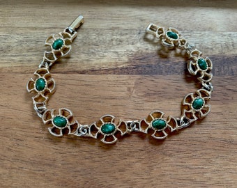 Green inlaid stone vintage link bracelet signed Avon - from the 1970's