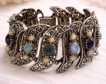 1940s Silvertone Filigree Bracelet – Vintage Blue Glass Cabochons, Art Deco Style, Retro Statement Jewelry
