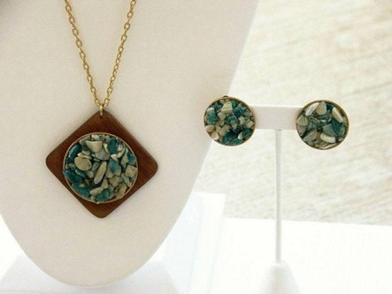 Mid Century Modern style turquoise and wood vintag