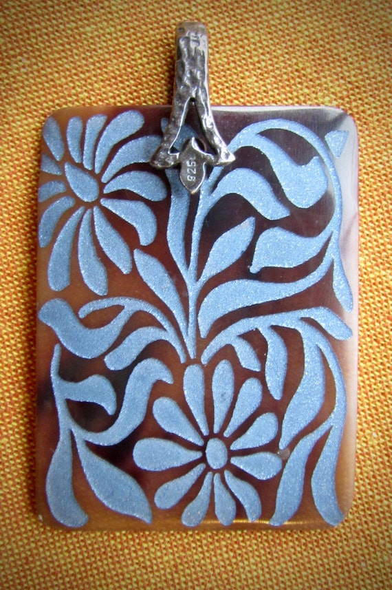 Stunning vintage etched shell rectangular necklac… - image 1