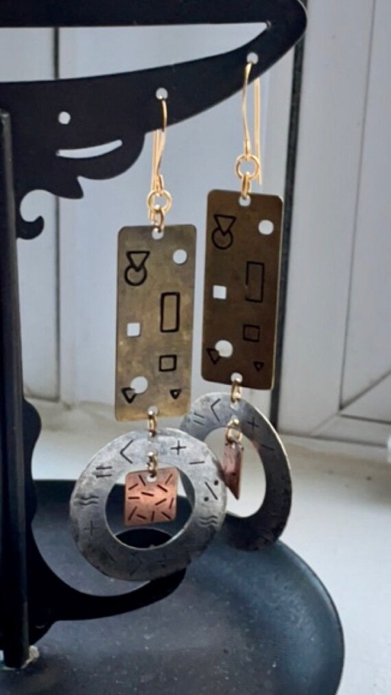 Stunning mixed metal geometric designed dangle ea… - image 4