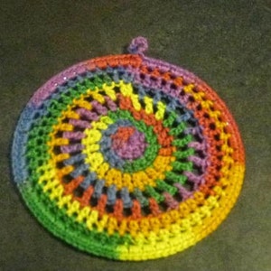 PDF Crochet Pattern, Rainbow Sol crochet earring, DIY tutorial image 3