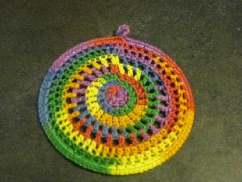 PDF Crochet Pattern, Rainbow Sol crochet earring, DIY tutorial image 3