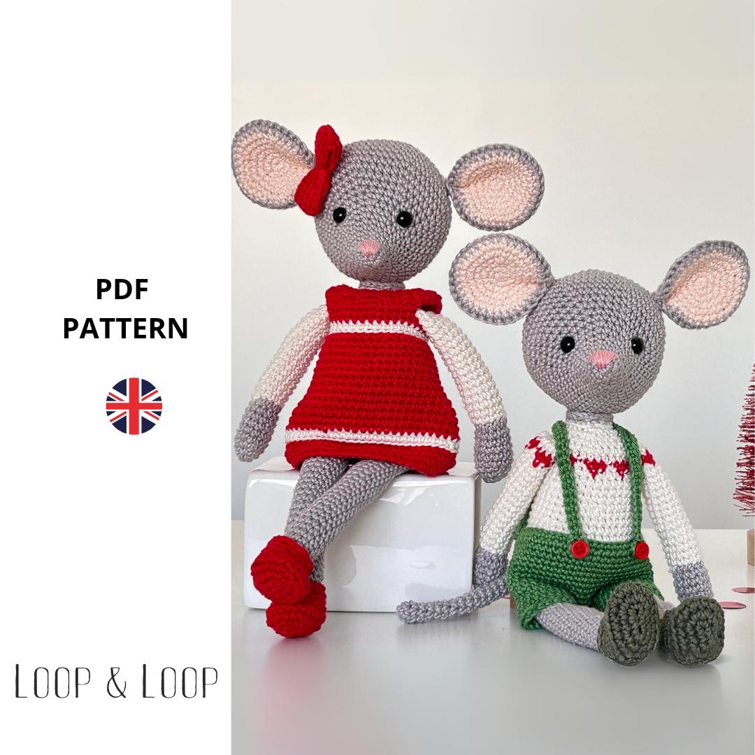 30 Creative Paper Crochet Ideas for Playful Blankets, Decor, and Amigurumi Patterns 24 Christmas Mouse Amigurumi Pattern