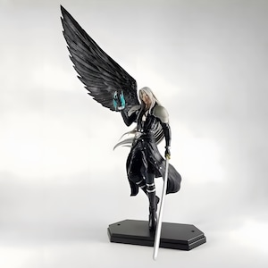 Final Fantasy : Sephiroth One-Winged Angel Video Game Figure / Collection Model - Home Decoration - Desktop Figurines