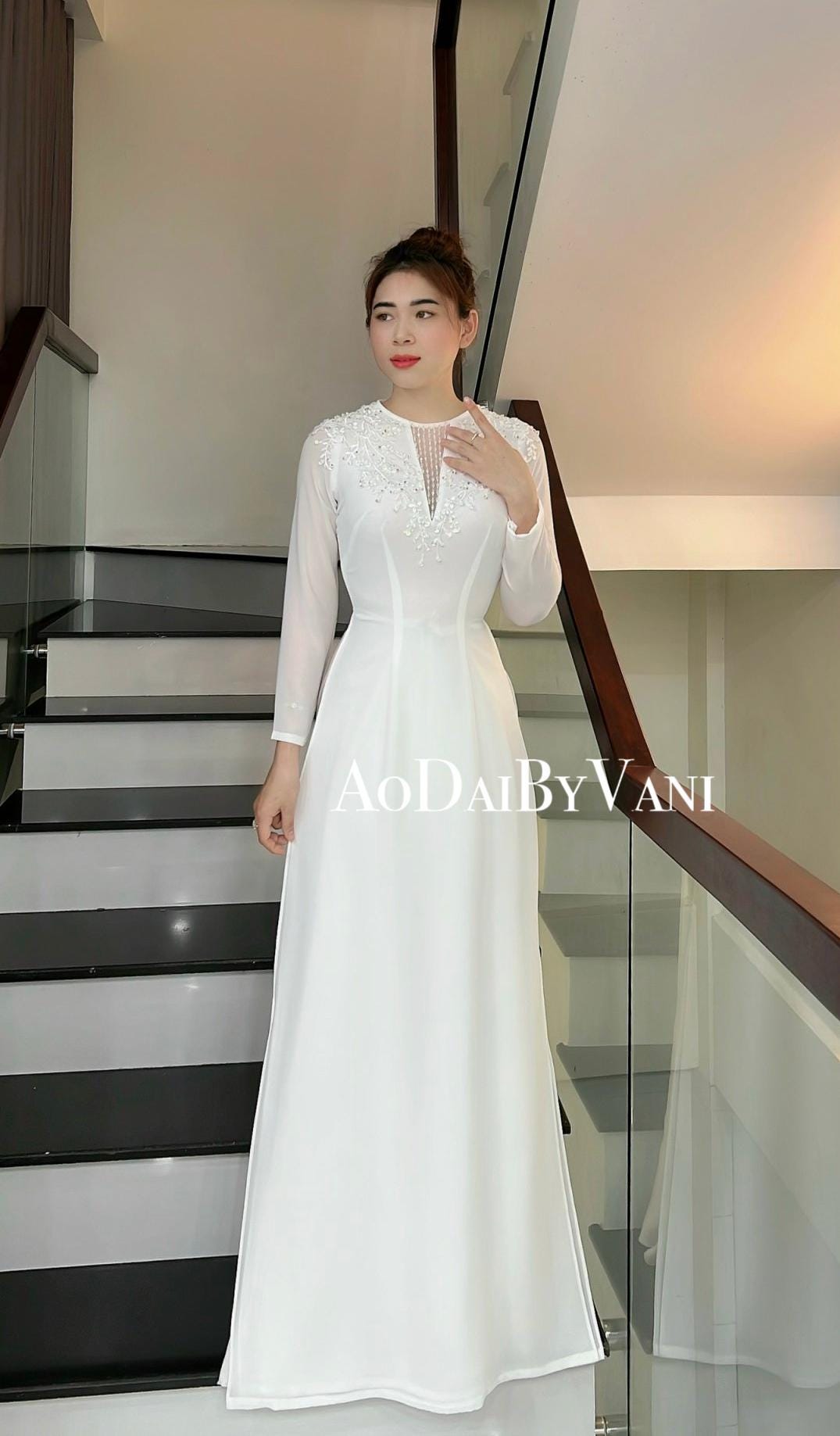 Ao Dai Lua Chiffon White Color/ Ao Dai Design With Crystal Ao Dai Lua Chiffon White Color/ Ao Dai Design With Crystal