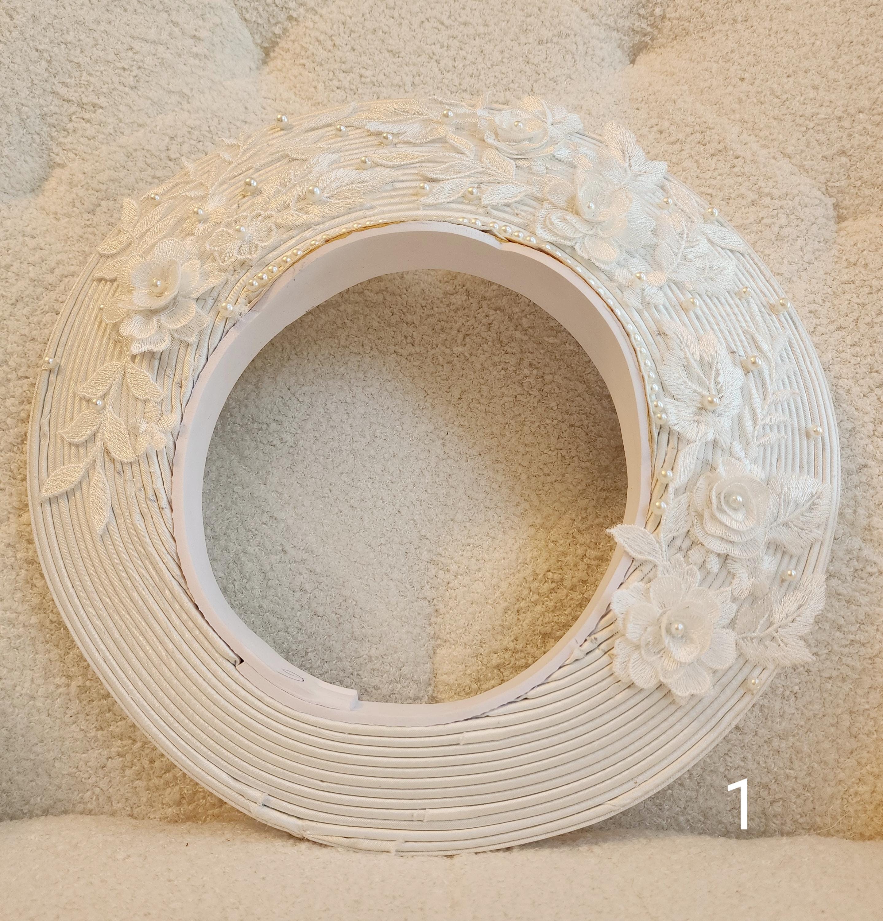 New Vietnamese white bridal headpiece mấn cô dâu. Wedding engagement headband Cream Silk Vietnamese Bride Headpiece: Floral Ao Dai  main image 3
