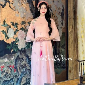 Set Ao Dai  Cach Tan Pink color/ Ao Dai Design with flowers/Traditional Long dresses Vietnamese /Ao Dai For Her/Cream pants included/CT283