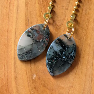 Bloodstone Fan Pulls: Earthy Home Decor, Moss Green & Brick Red, Set of 2