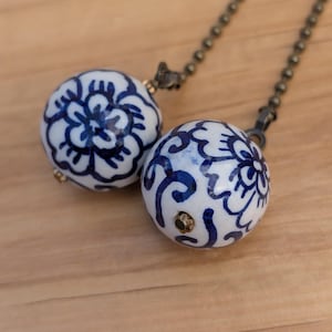Antique Brass Chain Pulls, Floral Decor, Blue + White Pottery Ceiling Fan Pulls, Matched Pair of Fan Pull Chains