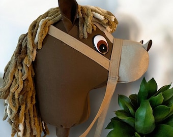 Giddyup Stick Horse Pony Hobby Horse - Brown