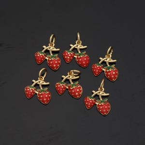 18K Złoty Wypełniony Wisiorek Wisiorek Owoc Truskawka Charm dla DIY Biżuteria Znajdowanie Naszyjnik Bransoletka AD-451