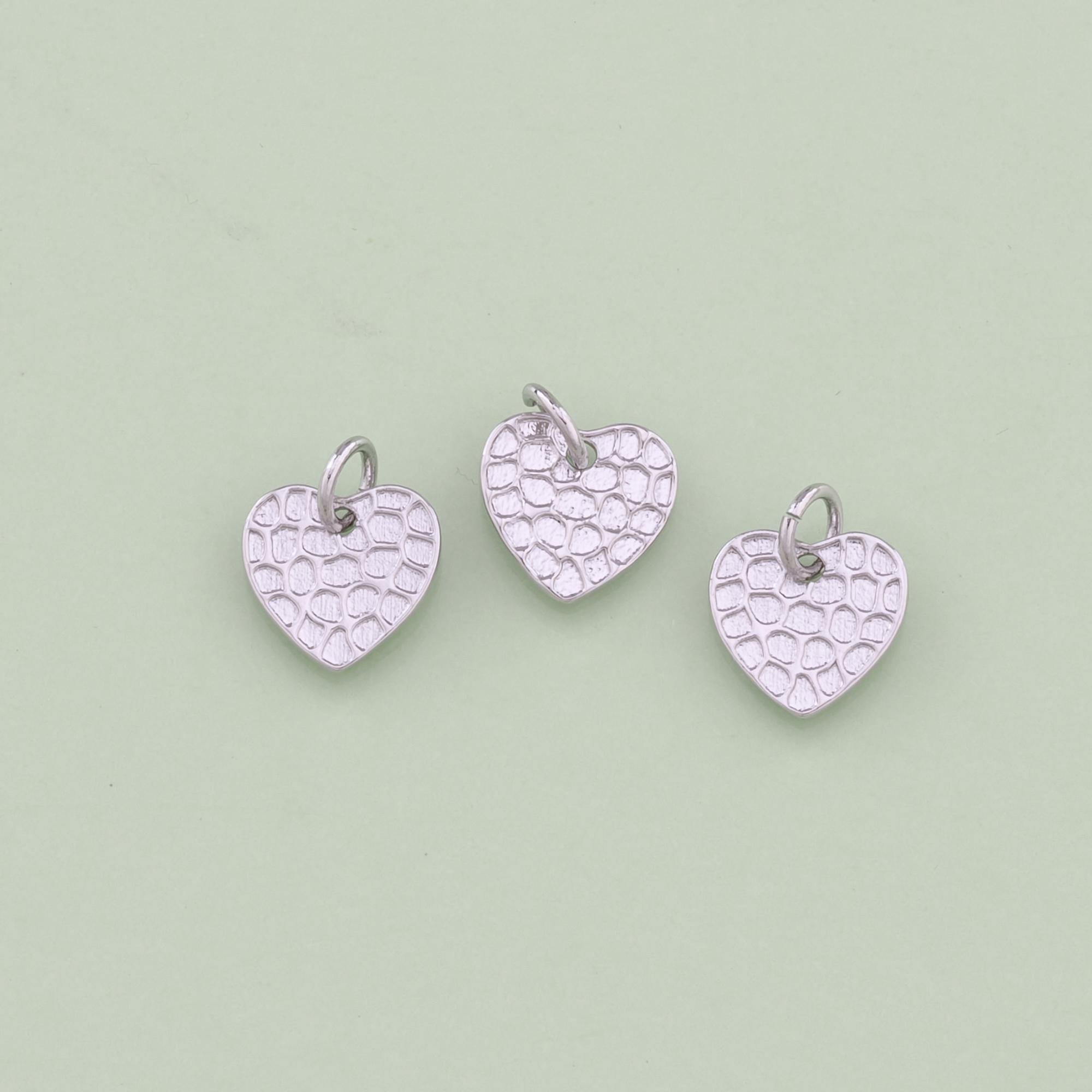Aan wie geef je hartjes sieraden cadeau