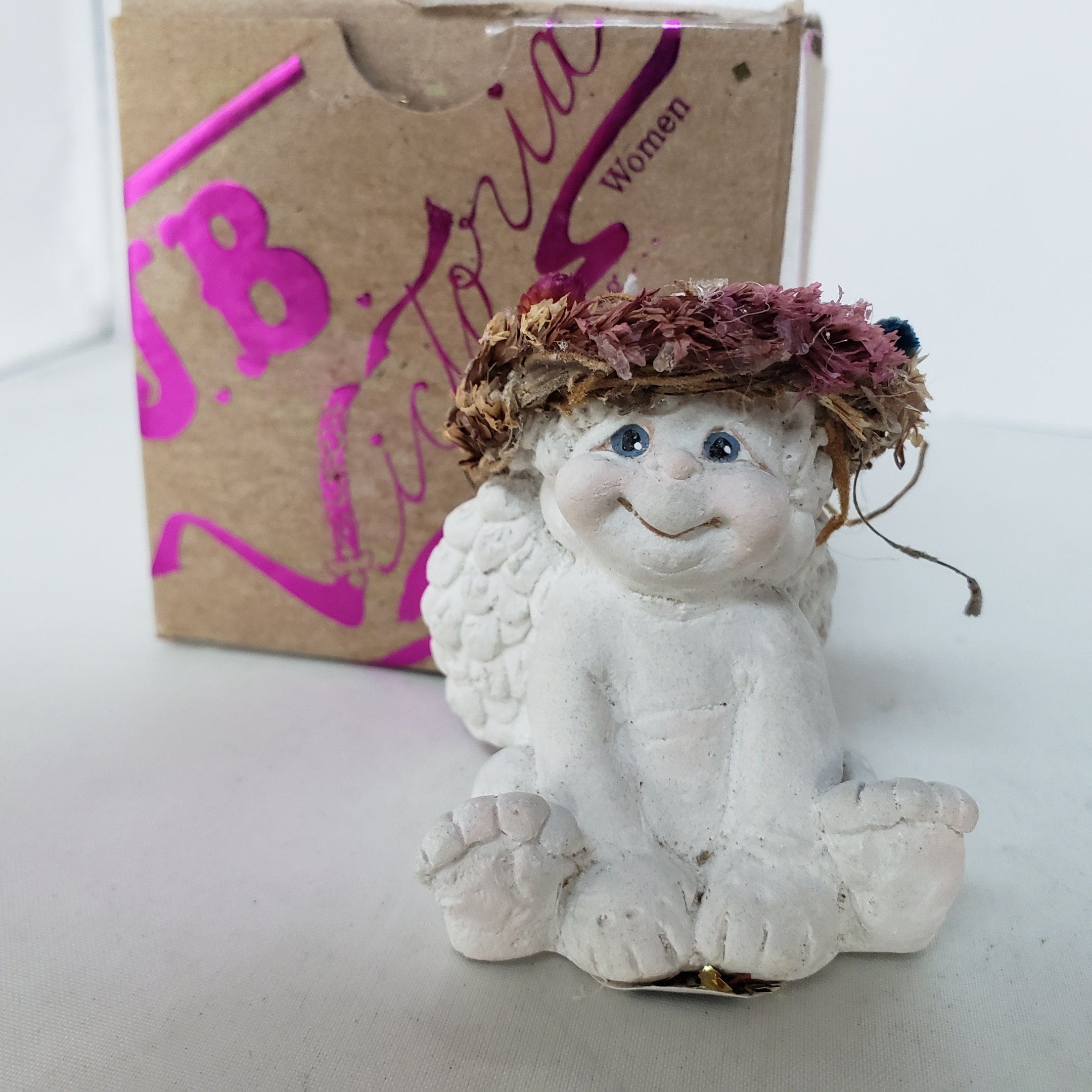 Dreamsicle Cherub Figurine: Kristin Hayne Cast Arts Angel With