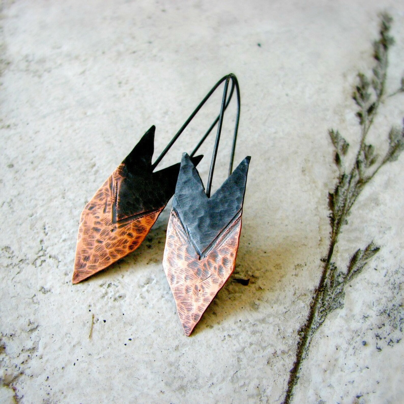 Arrow earrings hammered copper earrings twotone patina Etsy