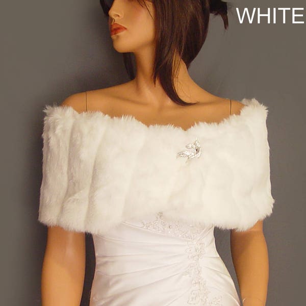 thumbnail image 2 of BEAUTELICATE Faux Fur Wedding Shawl - Bridal Wrap With Satin Lining For Winter Weddings & Events 2 of 10