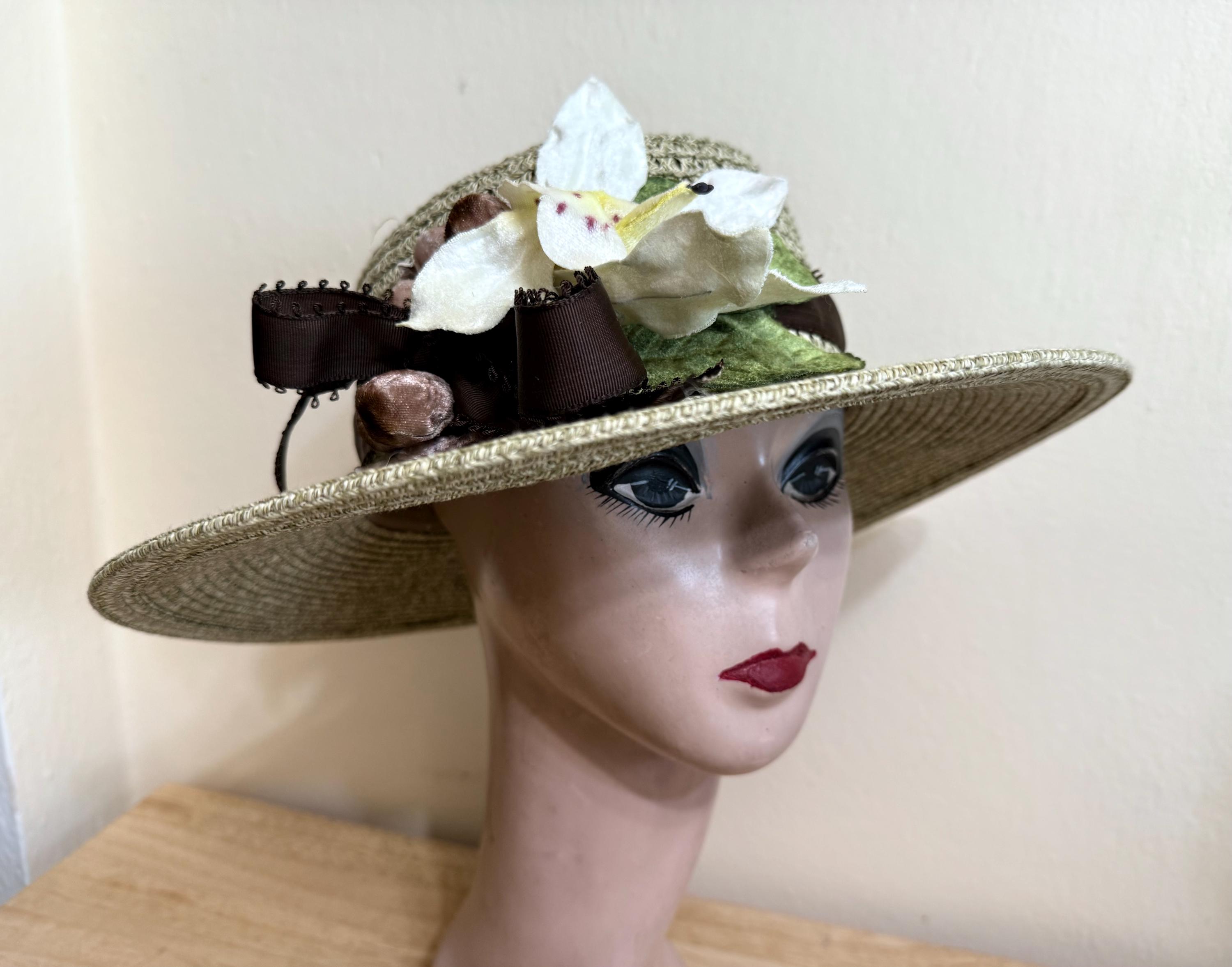 Vintage 1950s Black Straw Wide Brim Boater Hat Cream Trim Floral Vintage 1950 main image 2