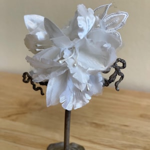 Bridal White Vintage Silk Flower 3" Hair Clip / One Of A Kind Bridal Flower Clip / Silk Flower Clip For Hair Or Headpieces /Free US Shipping