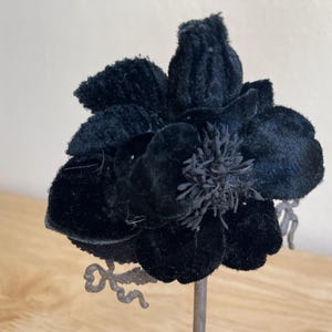 Handmade Black Velvet Flower Clip And Pin  / Vintage Velvet Flower Hair Clip / One Of A kind Vintage Velvet Flower Pin / Free US Shipping