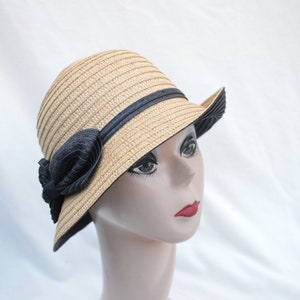 Tan/Black Cloche Hat With Bow / Vintage Inspired Downton Abbey Cloche Hat / Tan/Black Straw Cloche Hat With Rolled Brim And Bow image 3