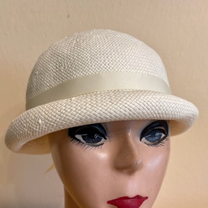 Cream Toyo Straw Cloche Hat with Rolled Brim / Med.-Lg Head size / Downton Abbey Vintage Inspired Cloche Hat / 1920&#39;s Style Cloche Hat