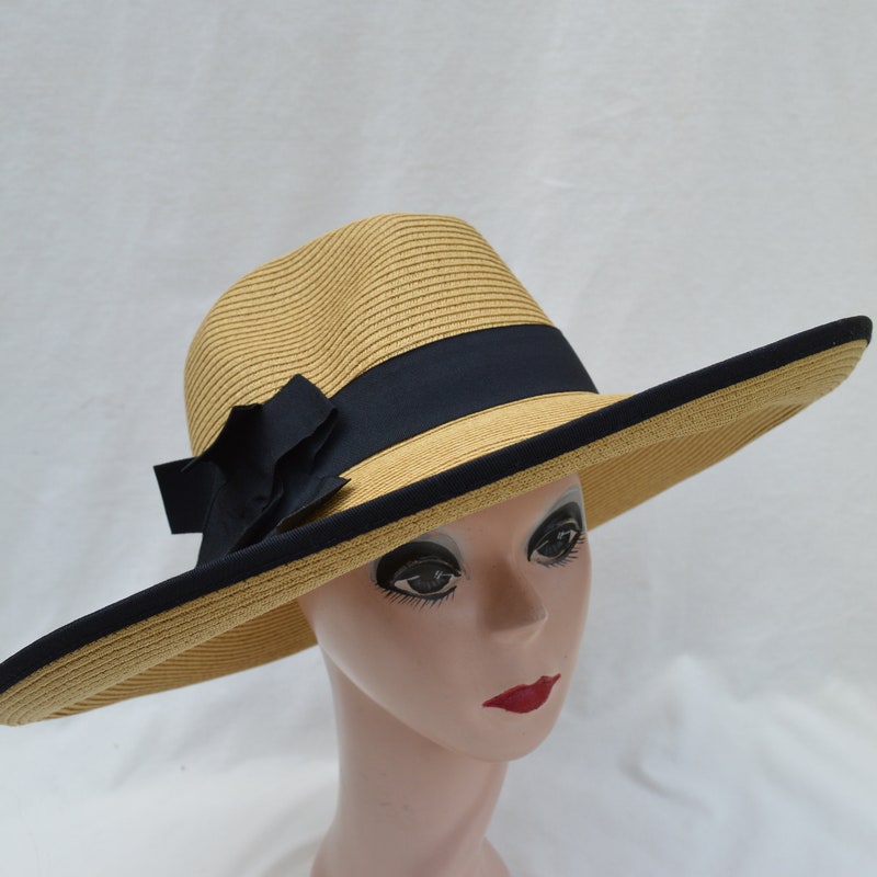 Black Lynda Hat