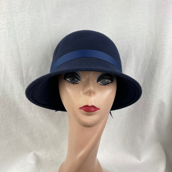 Woolen Cloche Hat in Blue Woolen Cloche Hat in Blue