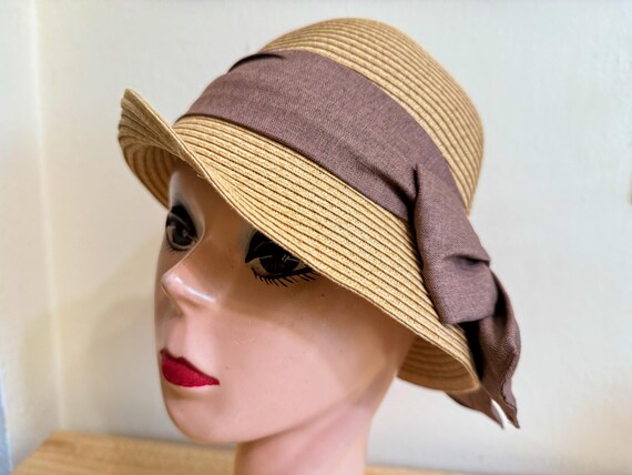 GORGEOUS TAN STRAW 1930s\' TOY TILT HAT BITH BROWN GROSGRAIN TRIM il_fullxfull.7342436807_dvd6.jpg main image 4