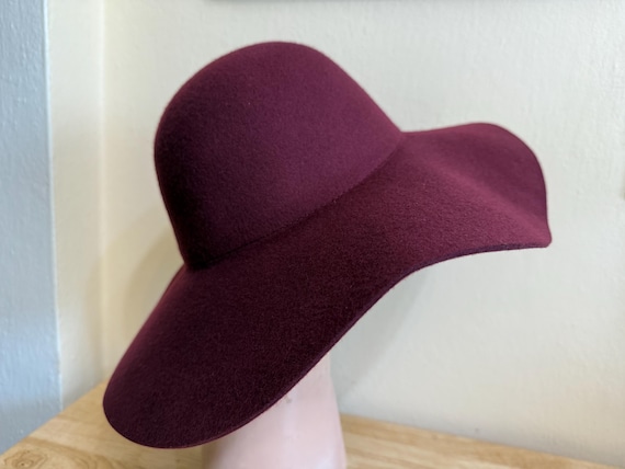 Burgundy Australian Wool Felt Hat: Floppy Wide Brim Boho  display picture 3