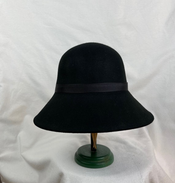 Black Wool Felt 3.5 Brim Bucket Hat 