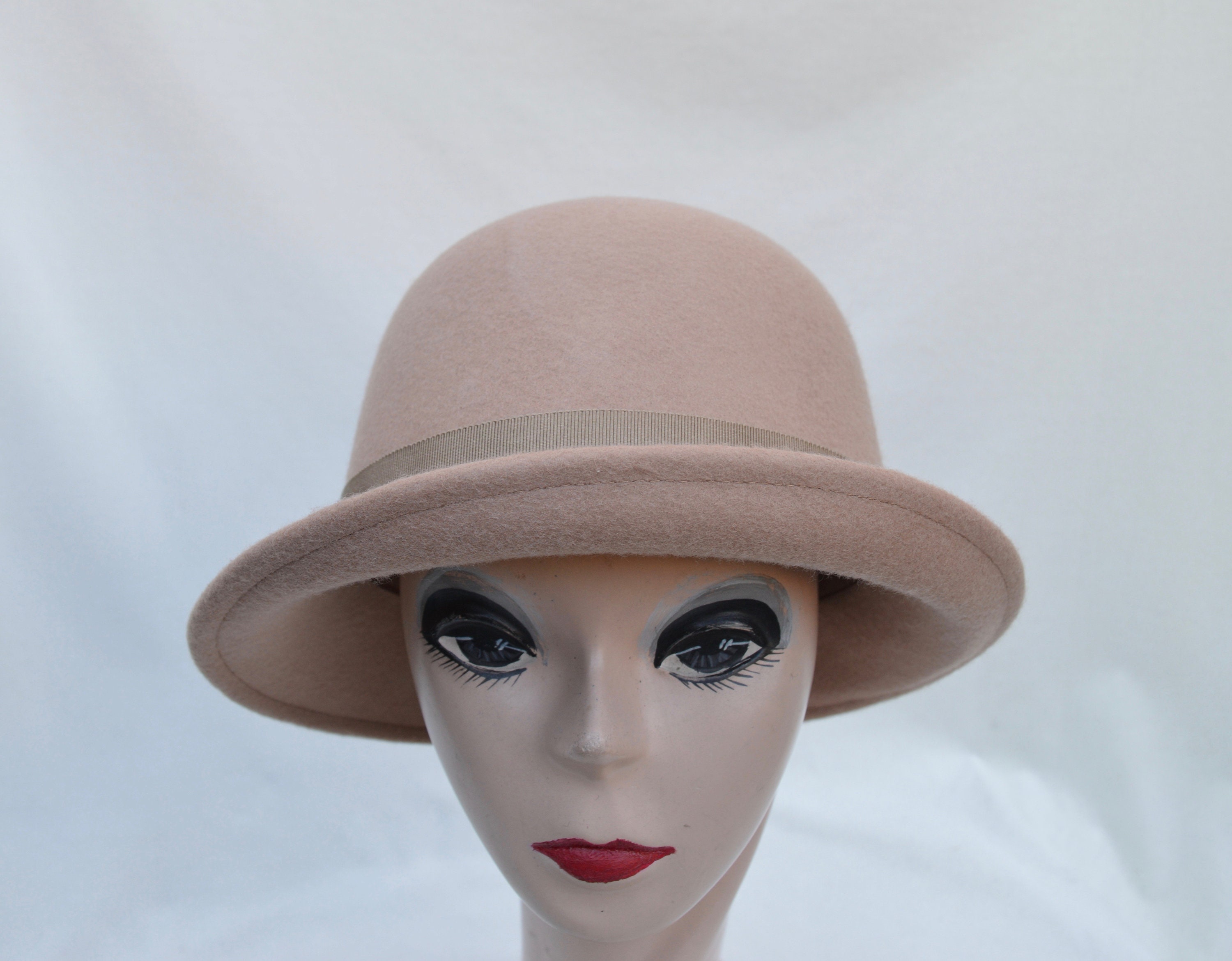 Tan Felt Cloche Hat / Womens Tan Wool Felt Small Brim Winter Etsy