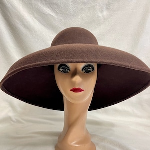 Breakfast At Tiffanys Brown Australian Wool Felt 6.5&quot; Stiff Brim Hat / Audrey Hepburn Hat / Oversized Felt Lampshade Hat / Limited Edition