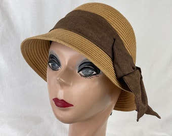 Tan Straw Cloche Hat With Bow / Vintage Inspired Cloche Hat / Tan Cloche Hat / Wedding Guest Hat / Summer Cloche / Downton Abbey Cloche Hat