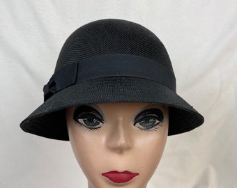 Black Linen And Cotton Cloche Hat With Bow / Vintage Inspired / Downton Abbey Style Cloche Hat / 1920's Style Cloche Hat / 2 Inch Front Brim