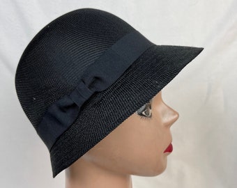 Black Linen And Cotton Cloche Hat With Bow / Vintage Inspired / Downton Abbey Style Cloche Hat / 1920's Style Cloche Hat / 2 Inch Front Brim