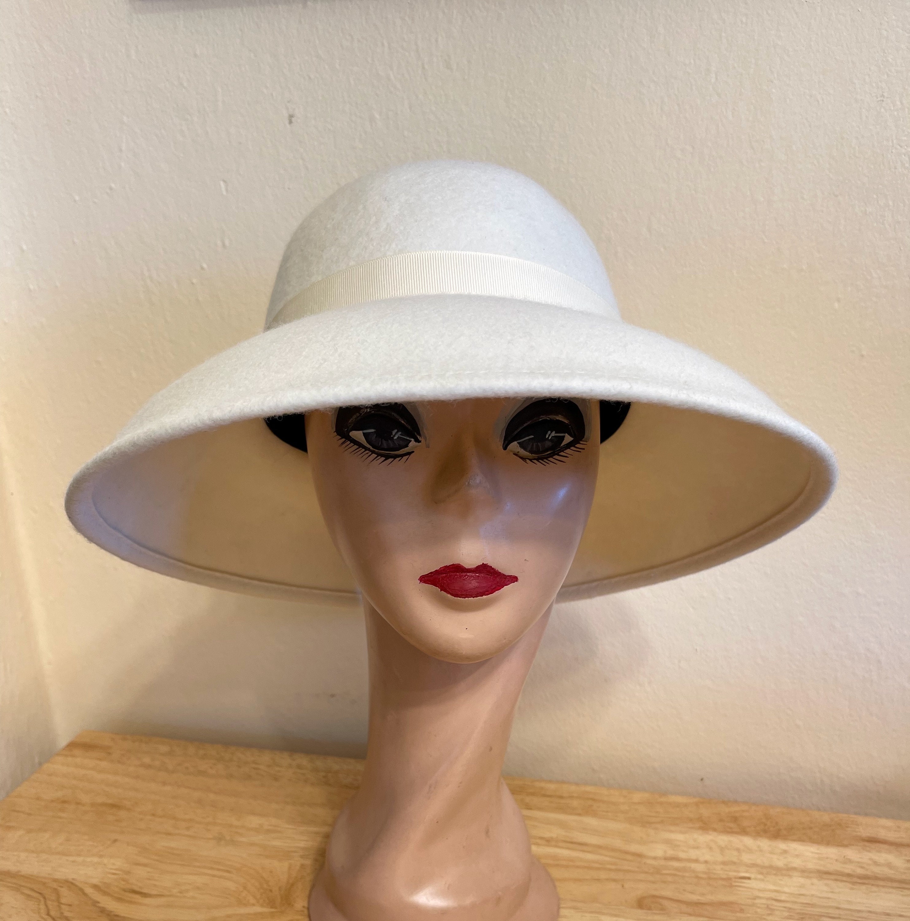 Winter White Wool Felt Lampshade Hat: 4