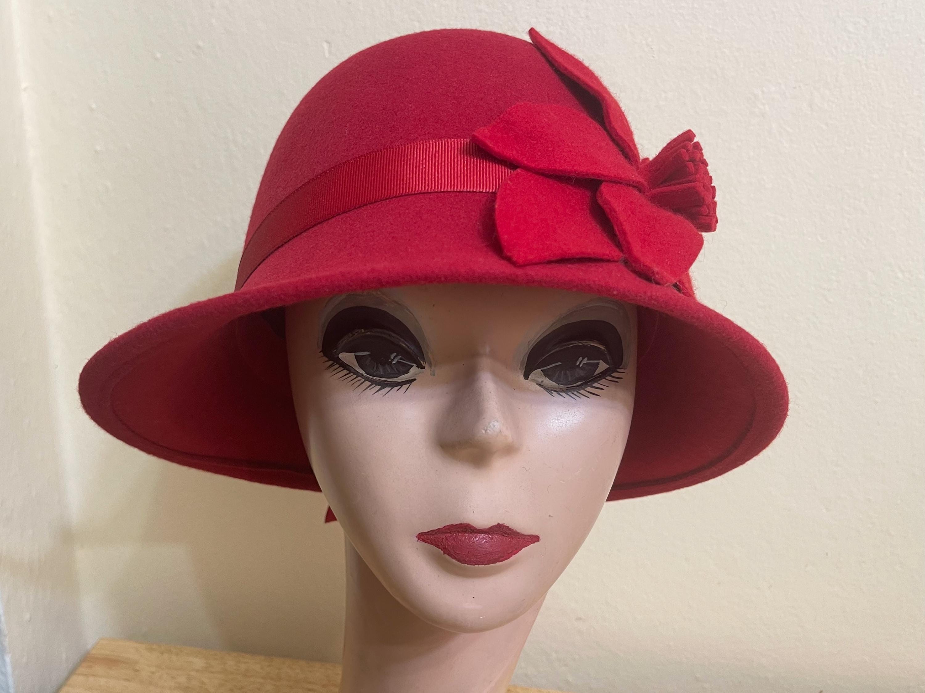 Chapeau Cloche Femme En Feutre De Laine - Rouge Bordeaux, Plume, Style Années 40, Neuf
