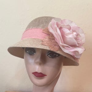 Tan Linen Cloche Hat With Pink Silk Rose Trim And Feathers / Deco Inspired Flower Trimmed Flapper Cloche Hat / Downton Abby 1920s Cloche Hat