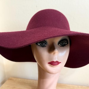 Burgundy Australian Wool Felt Hat: Floppy Wide Brim Boho  display picture 2