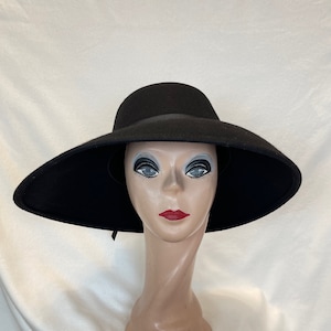 Black Wool Felt Wide Brim Hat: Asymmetrical Brim, Removable  display picture 3