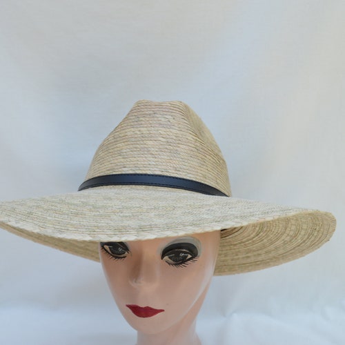 Light Palm Straw 4 Inch Brim Sun Hat 