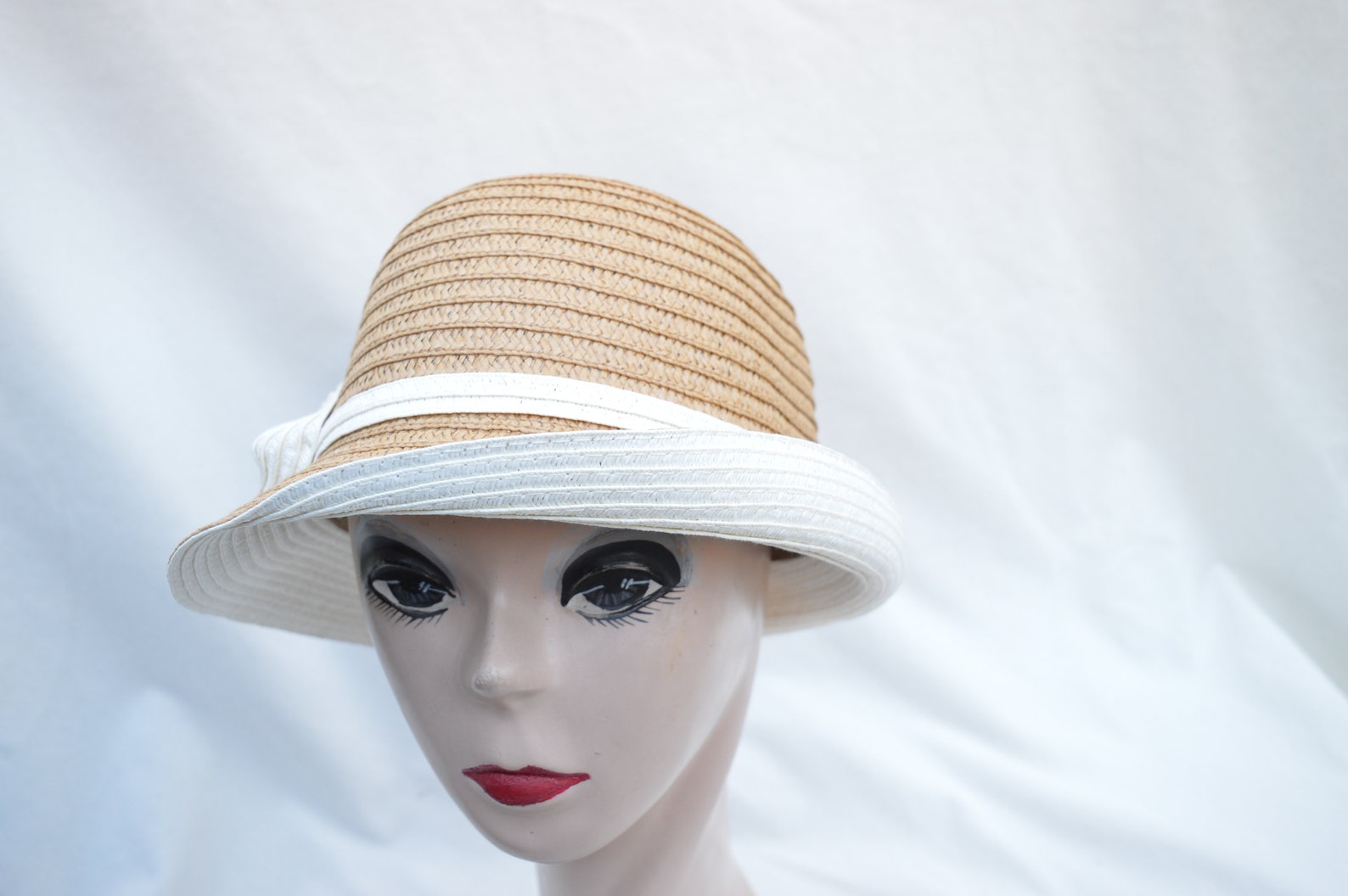 Tan/cream Cloche Hat With Bow / Vintage Inspired Downton Abbey Etsy