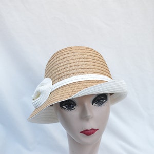 Tan/Cream Cloche Hat With Bow / Vintage Inspired Downton Abbey Cloche Hat / Tan/Cream Straw Cloche Hat With Rolled Brim And Bow