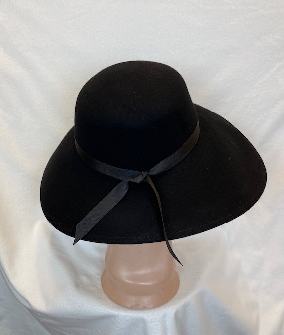 Black Wool Felt Wide Brim Hat: Asymmetrical Brim, Removable  display picture 2
