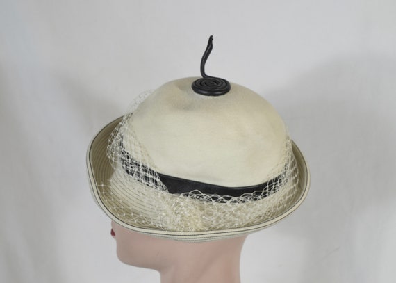 Vintage Cream With Black Trim I. Magnin Fur Felt … - image 4